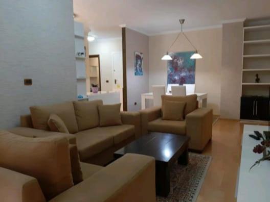 Erina Luxury Apartment  Tirana Exterior foto